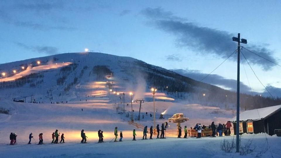 Arctic Inn, Cozy Single Bed Private Room In A Shared Apartment With Stunning Tromso Views المظهر الخارجي الصورة