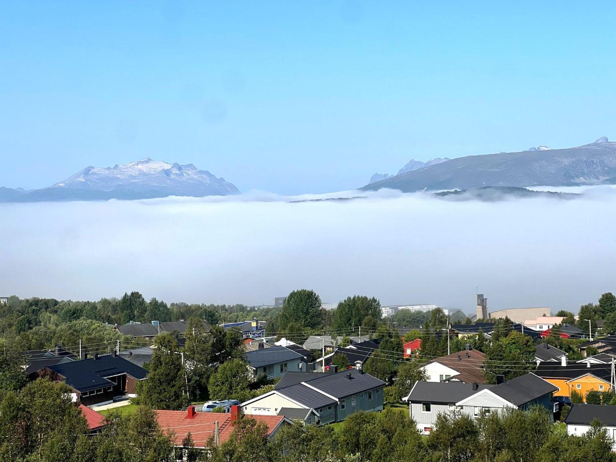 Arctic Inn, Cozy Single Bed Private Room In A Shared Apartment With Stunning Tromso Views المظهر الخارجي الصورة